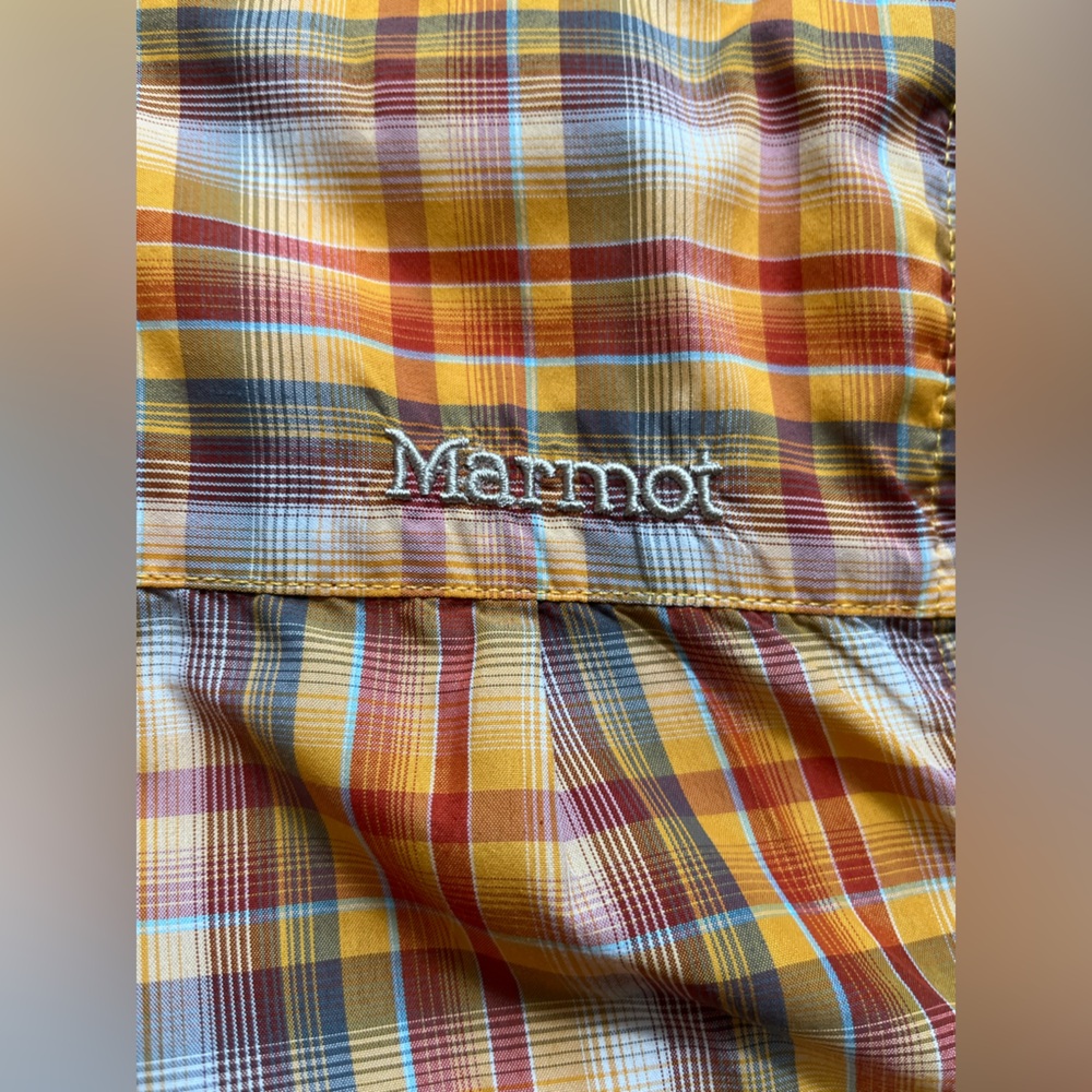 Men’s Marmot orange plaid shirt sleeve button down shirt. Size medium - Picture 9 of 14